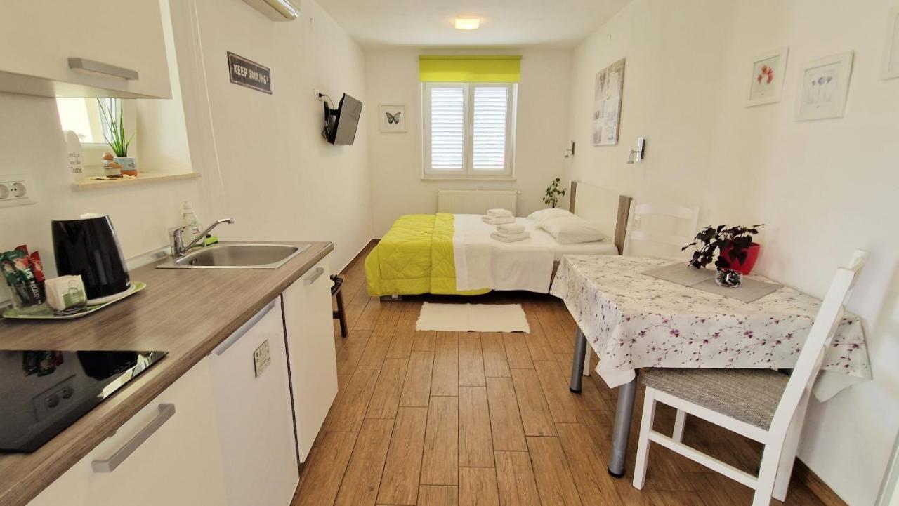 Apartment Pipo Krk Town Extérieur photo