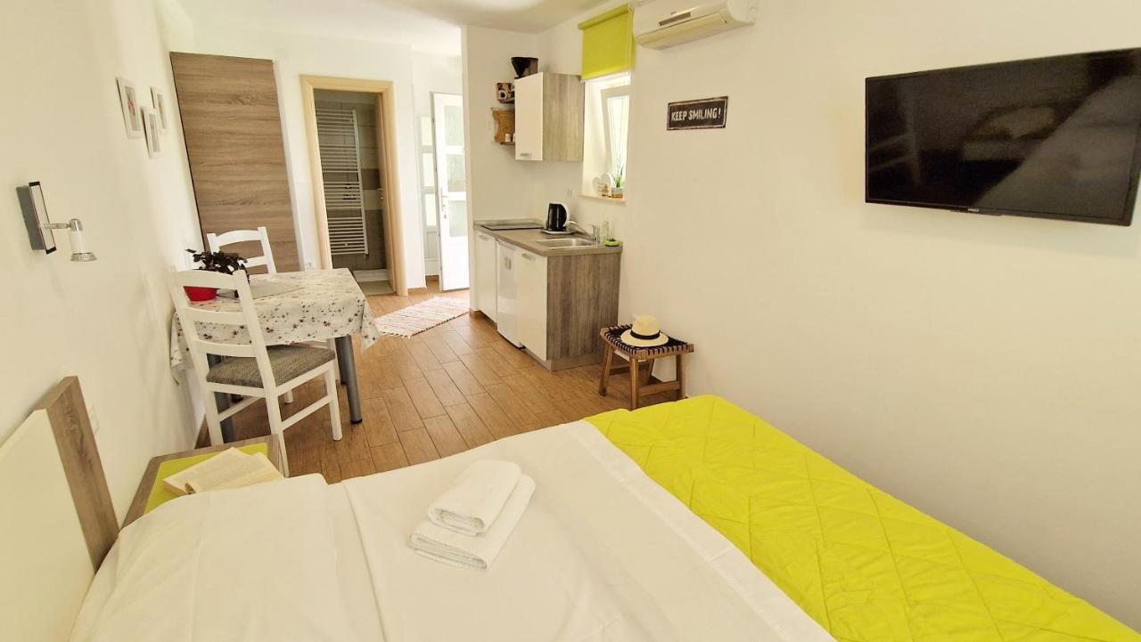 Apartment Pipo Krk Town Extérieur photo