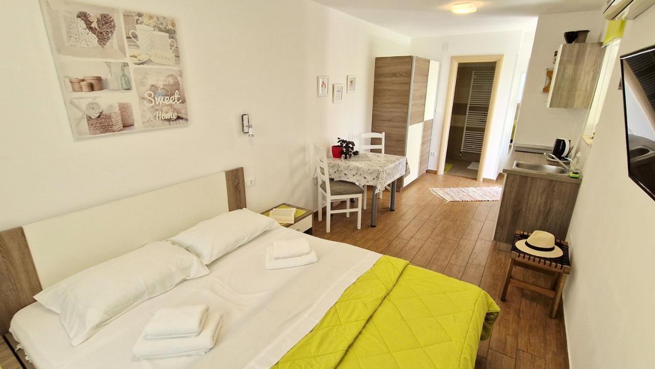 Apartment Pipo Krk Town Extérieur photo